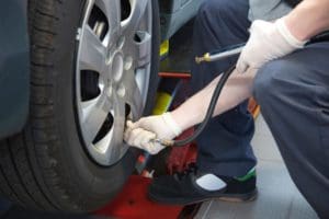 Tyre pressure testing
